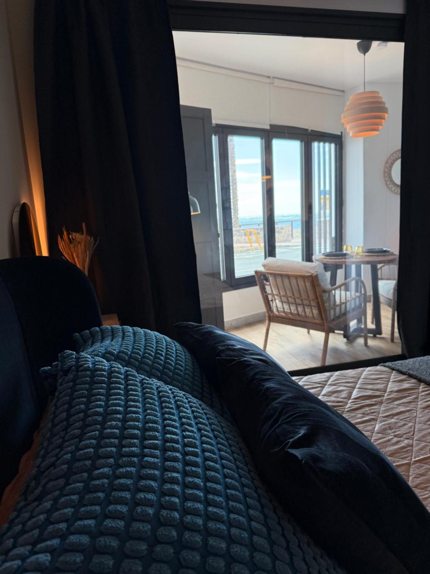 Victoria Loft Bed & Breakfast Castell de Ferro Exterior photo