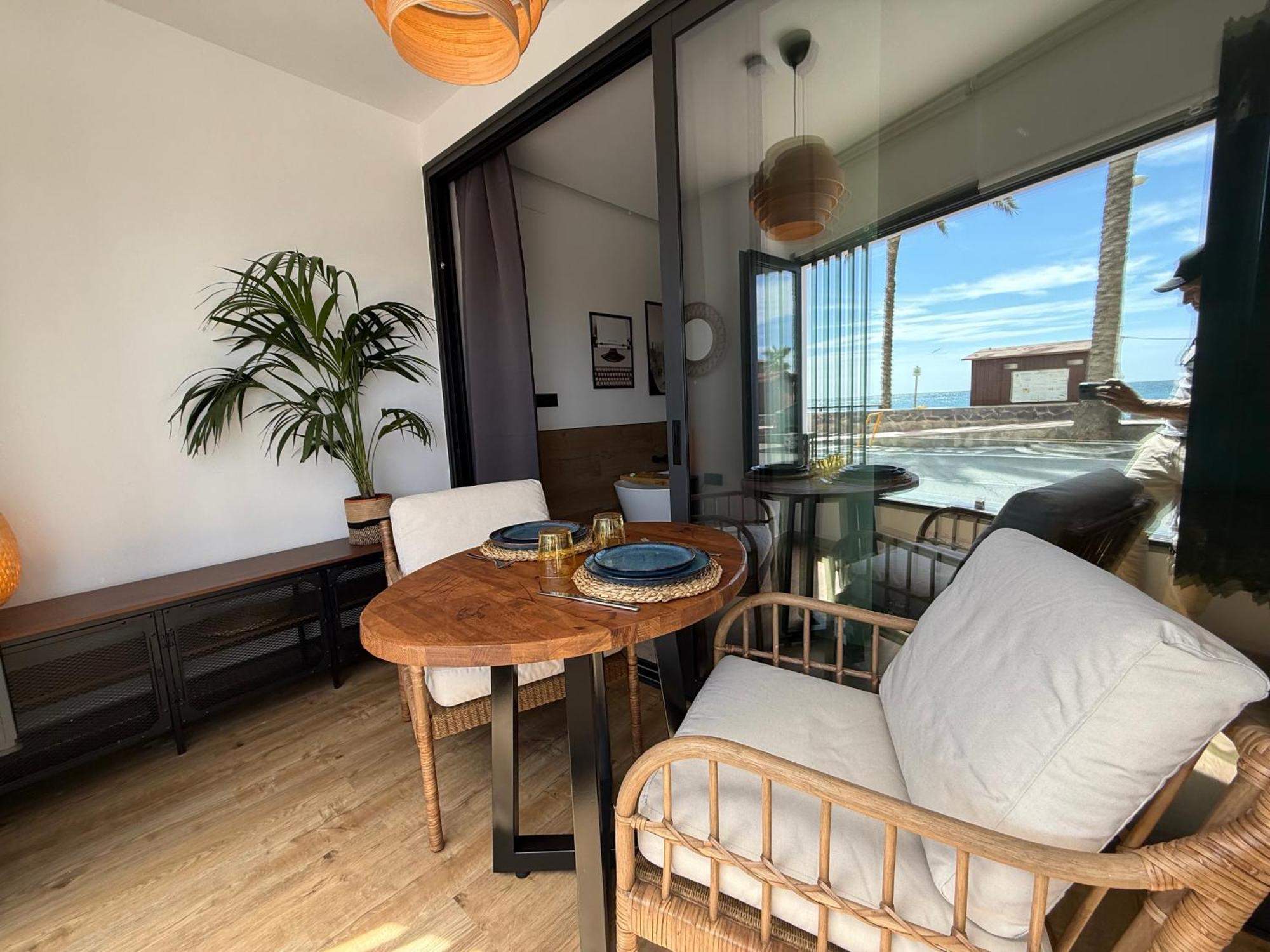Victoria Loft Bed & Breakfast Castell de Ferro Exterior photo